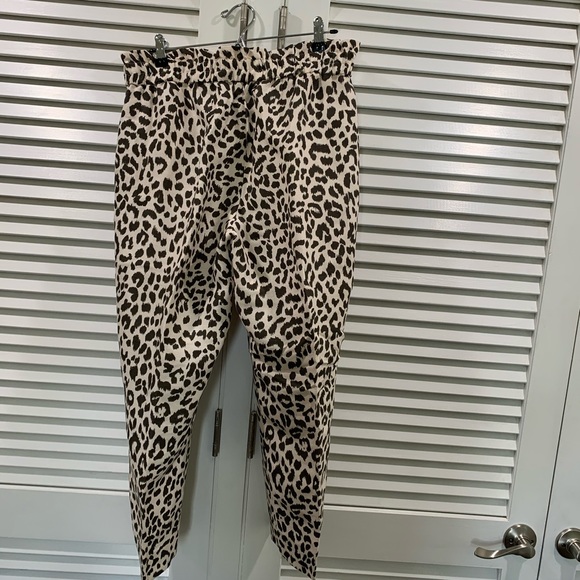 Leopard print cropped pants - Picture 3 of 11